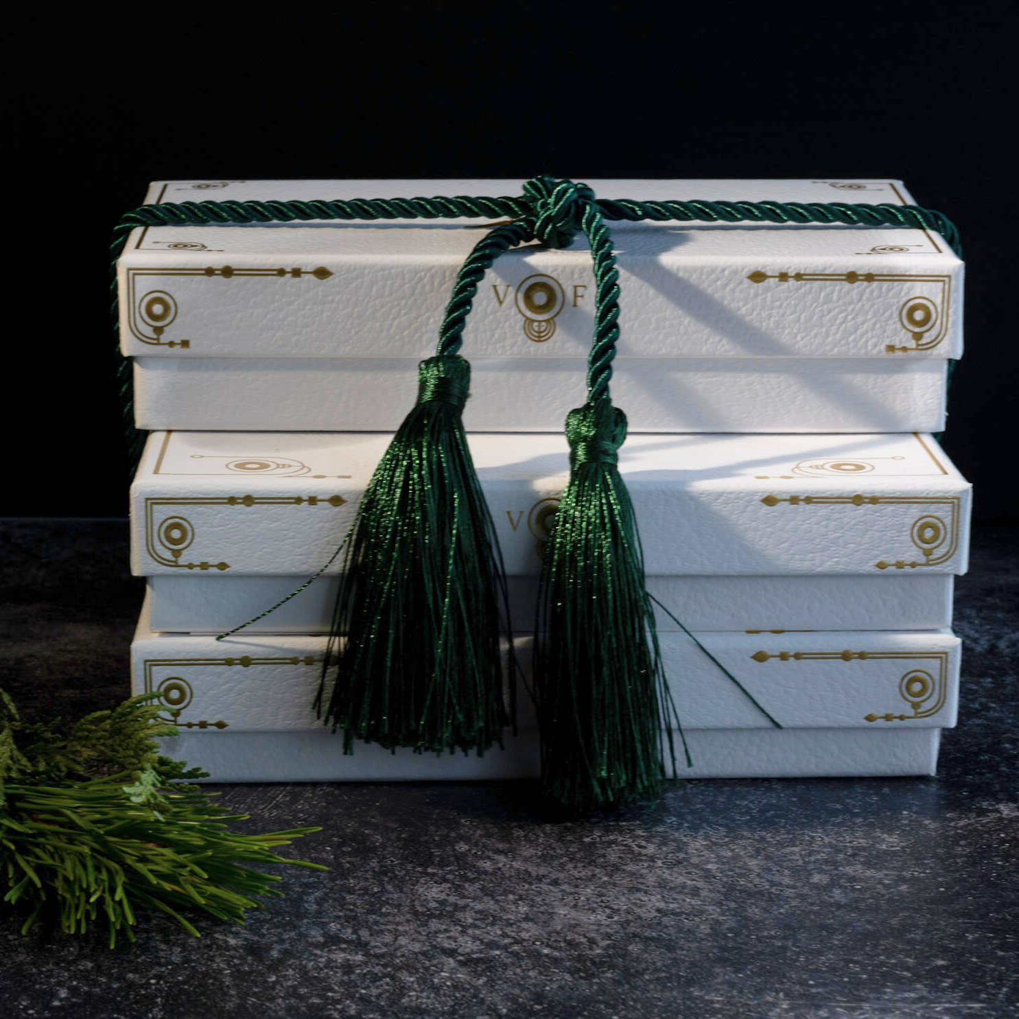 signature seeker chocolate gift parcel